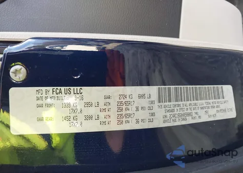 2017 Chrysler Pacifica Touring-L z USA, uszkodzony, nr VIN 2C4RC1BG0HR588093